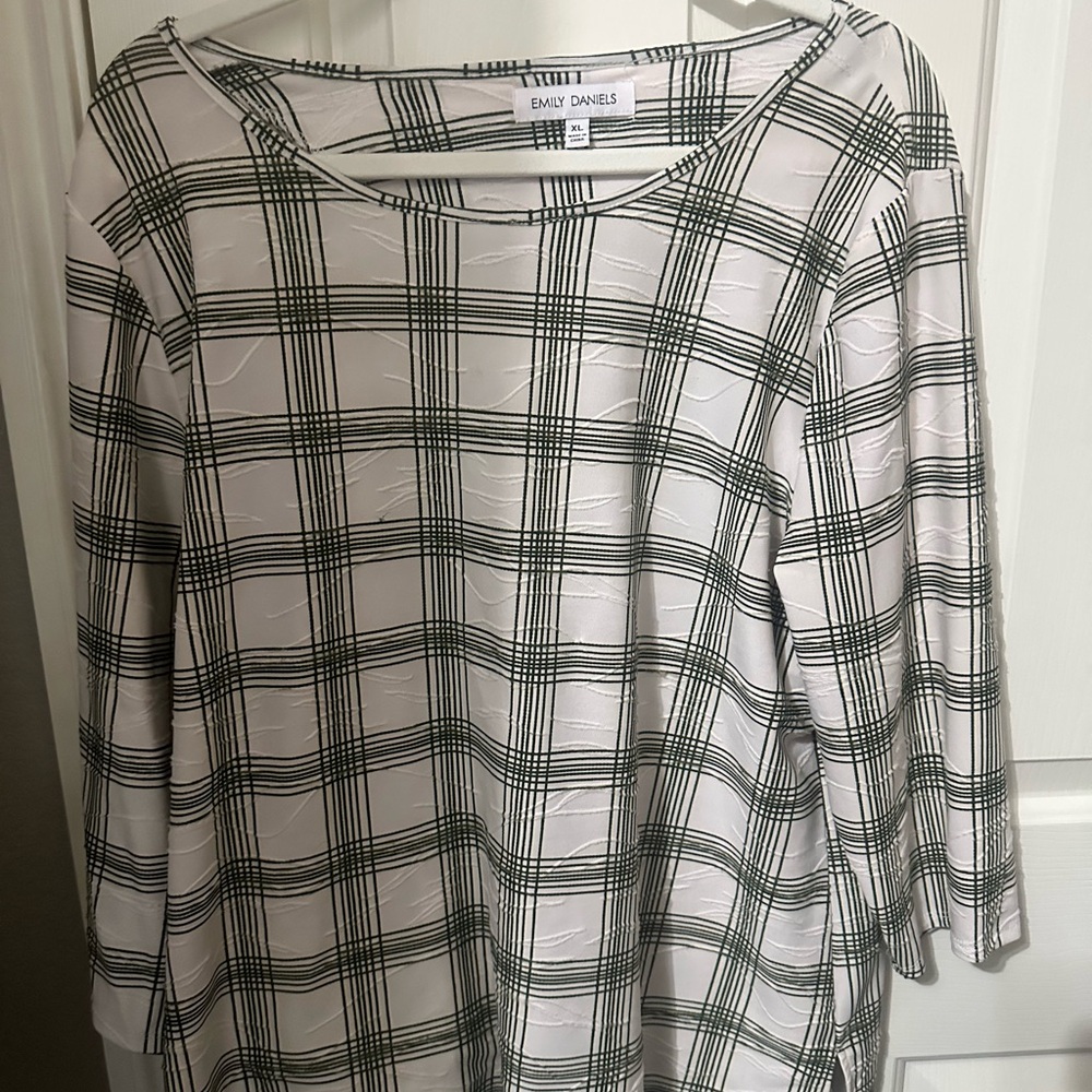 Emily Daniels Black and White Plaid Women's Blouse